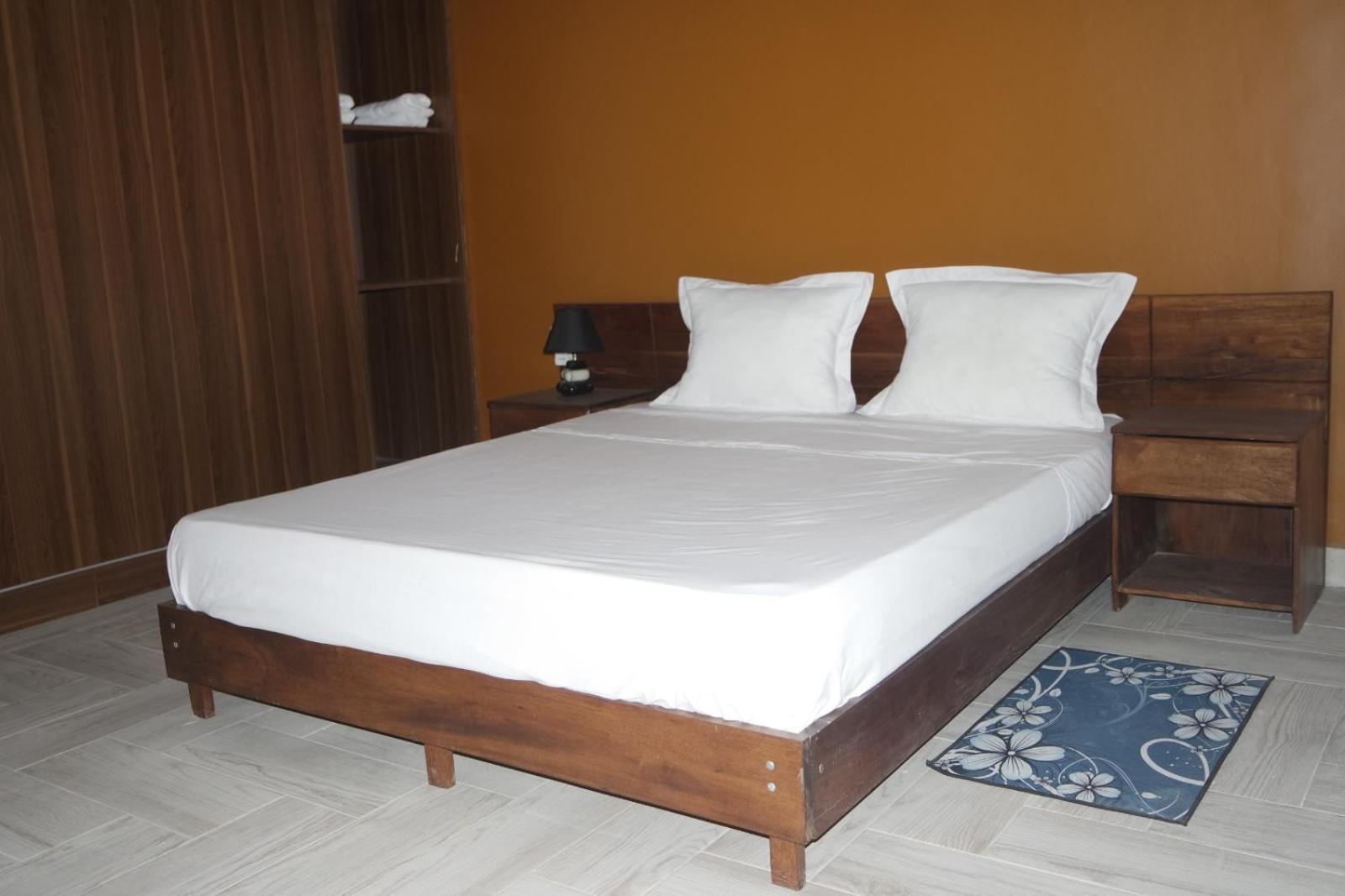 Guest House Nohfy Antananarivo Buitenkant foto