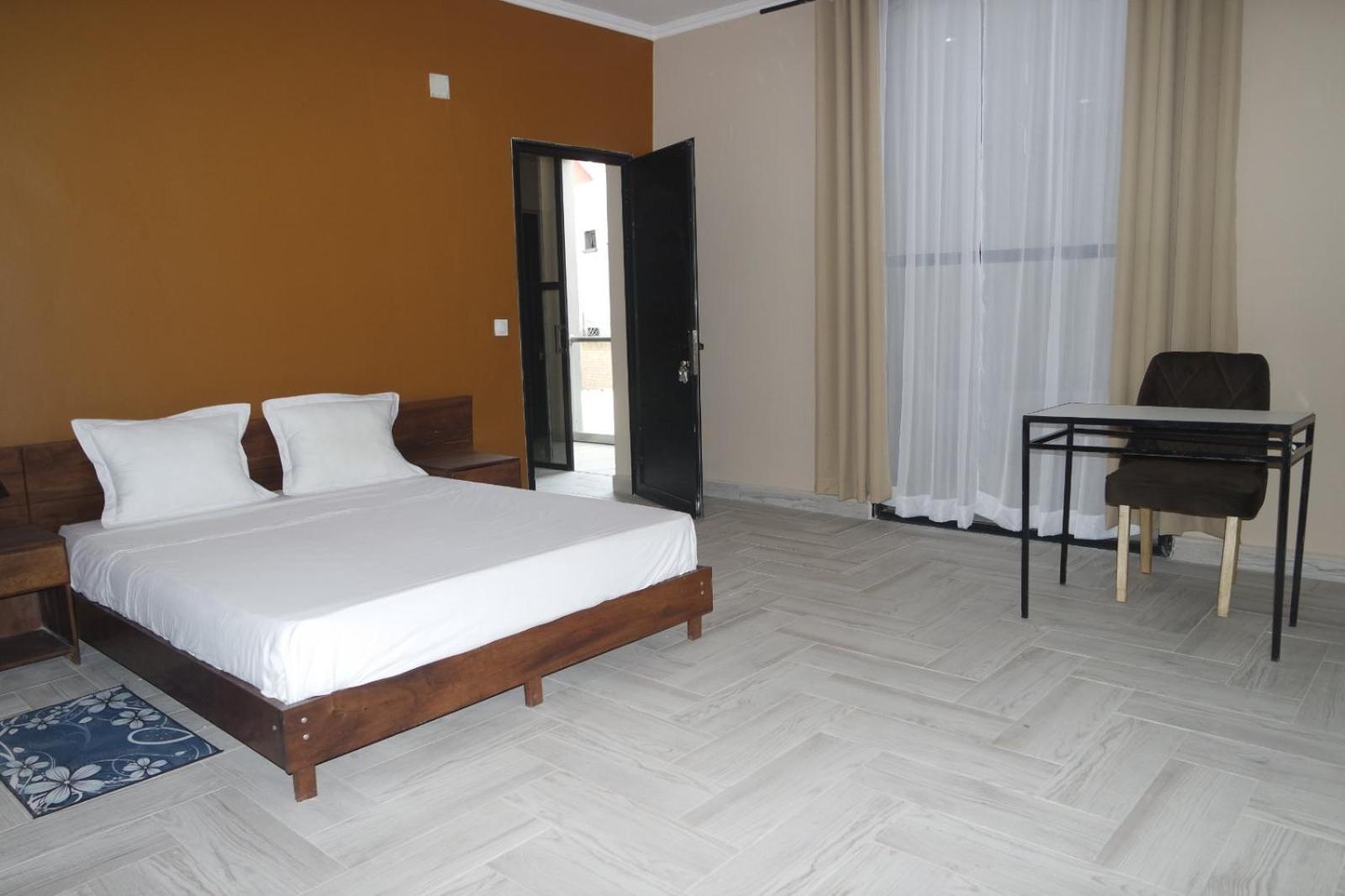 Guest House Nohfy Antananarivo Buitenkant foto